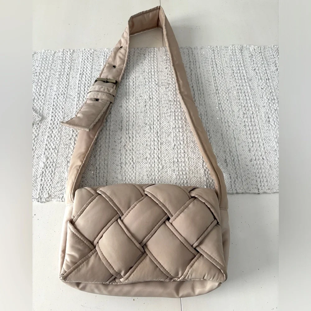 The Lark Puffy Woven Crossbody Bag light weight Sand Cream color - Picture 3 of 13